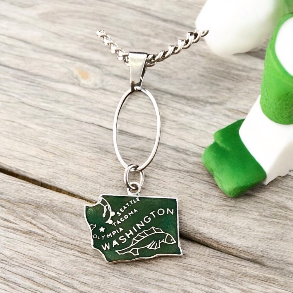 🆕 Washington Oval Drop Pendant  Necklace Enamel/Stainless Steel